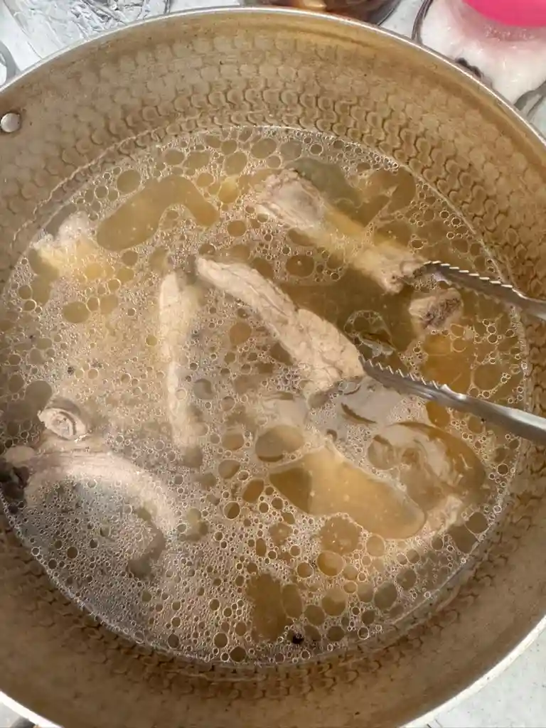 삶아진 고기
